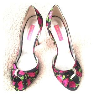 *Betsey Johnson Floral Peep Toe Heels - 7 1/2*
